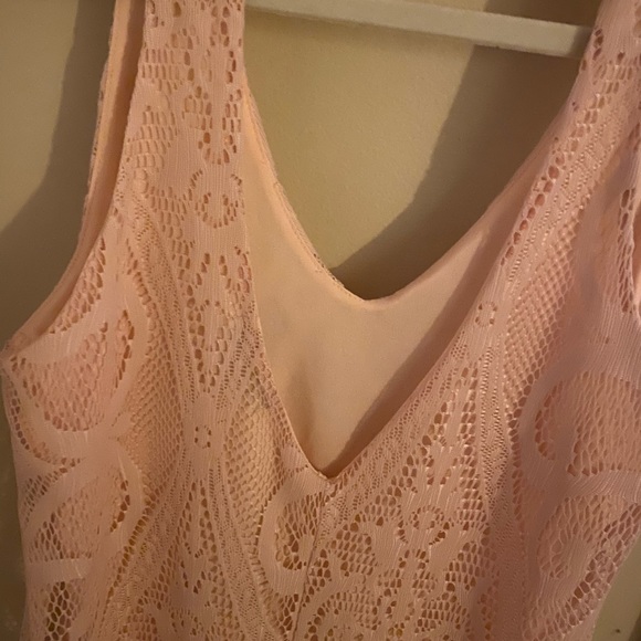 NEW Pink Lace Halter Open Back Semi Formal Dress - Picture 3 of 4